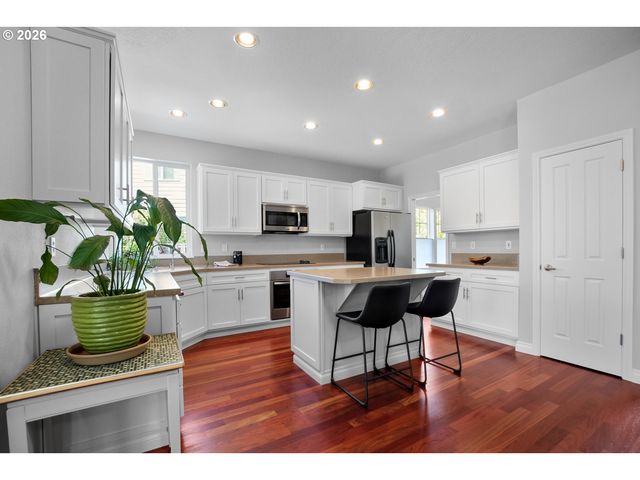 31526 Sw ORCHARD Dr, Wilsonville, OR 97070