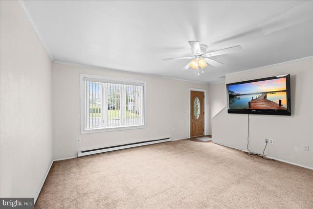 170 WHITE DOGWOOD DR, Etters, PA 17319