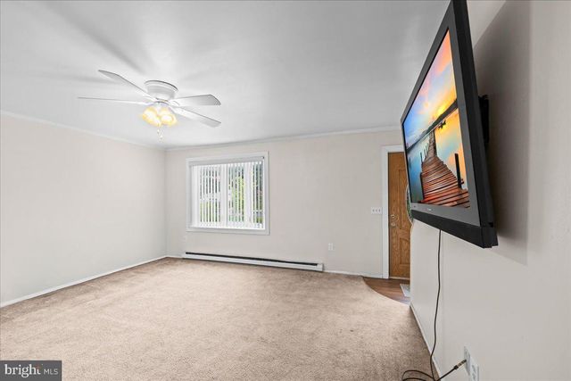 170 WHITE DOGWOOD DR, Etters, PA 17319