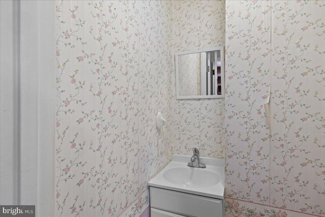 170 WHITE DOGWOOD DR, Etters, PA 17319