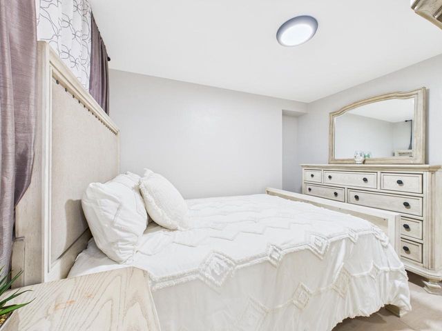 824 S 92nd STREET, West Allis, WI 53214