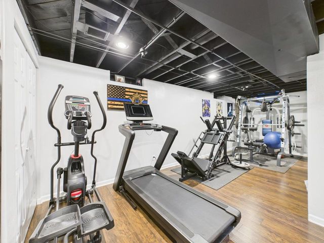 824 S 92nd STREET, West Allis, WI 53214