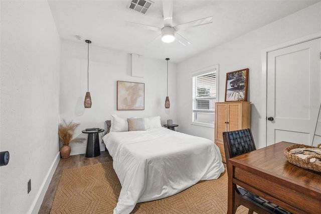 3731 6TH AVENUE N, St Petersburg, FL 33713