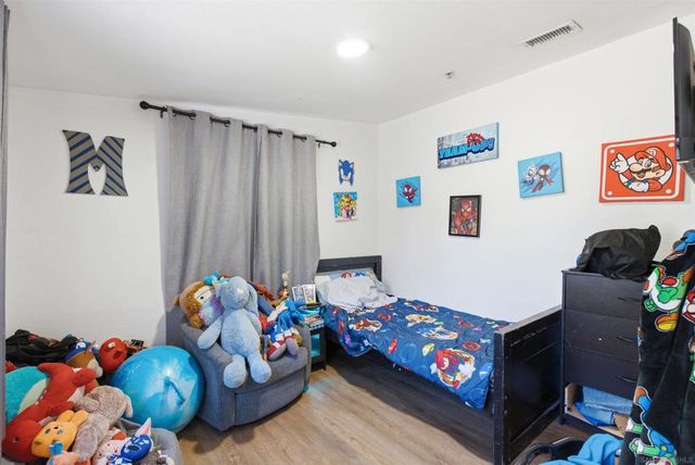 8130 Royal Park, El Cajon, CA 92021