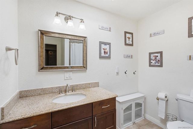 8130 Royal Park, El Cajon, CA 92021
