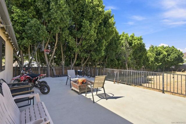 8130 Royal Park, El Cajon, CA 92021