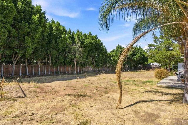 8130 Royal Park, El Cajon, CA 92021