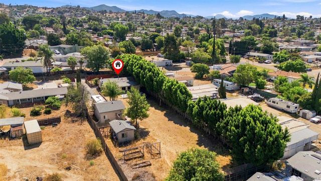 8130 Royal Park, El Cajon, CA 92021