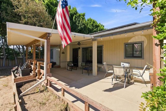 8130 Royal Park, El Cajon, CA 92021