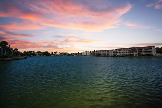 12208 2ND STREET E 602, St Petersburg, FL 33706