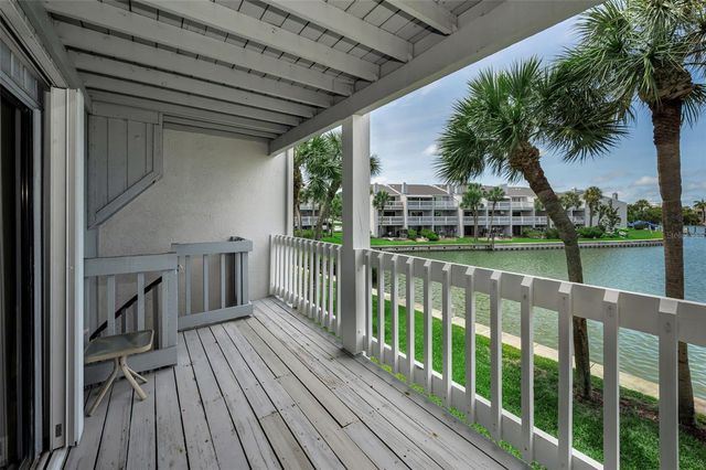 12208 2ND STREET E 602, St Petersburg, FL 33706