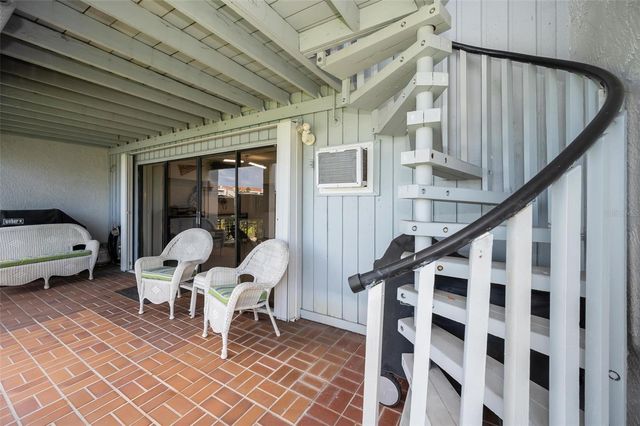 12208 2ND STREET E 602, St Petersburg, FL 33706