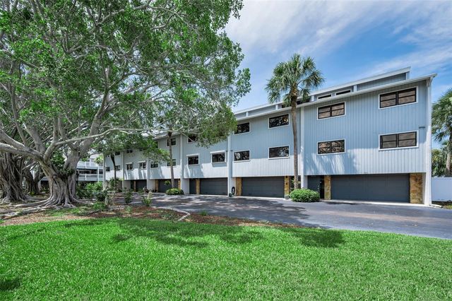 12208 2ND STREET E 602, St Petersburg, FL 33706