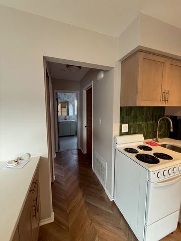 20355 15 Mile Road, Clinton Township, MI 48035