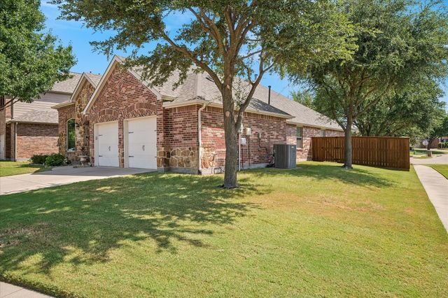 1911 Fairlake Drive, Wylie, TX 75098