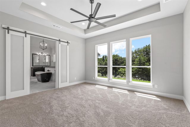1064 Glenoaks Drive, Weatherford, TX 76088