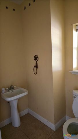 270 Canyon View Drive, Goliad, TX 77963