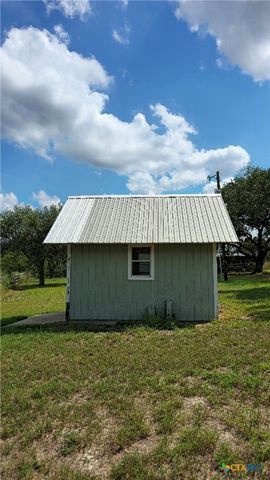270 Canyon View Drive, Goliad, TX 77963