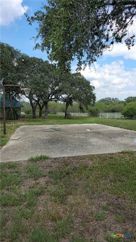 270 Canyon View Drive, Goliad, TX 77963