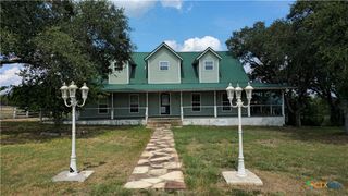 270 Canyon View Drive, Goliad, TX 77963