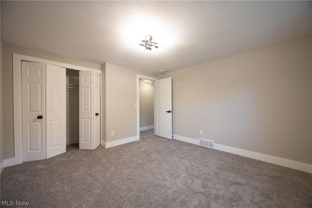 399 Ridgewood Drive, Eastlake, OH 44095