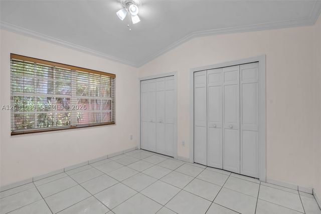 10485 NW 132nd St, Hialeah Gardens, FL 33018