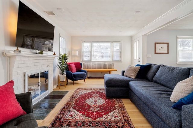 15 Vogel Street, Boston, MA 02132