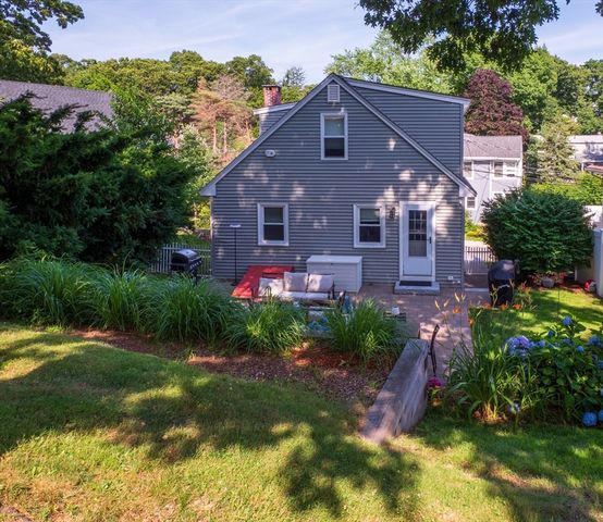 15 Vogel Street, Boston, MA 02132