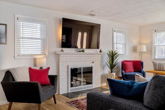 15 Vogel Street, Boston, MA 02132