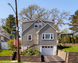 15 Vogel Street, Boston, MA 02132