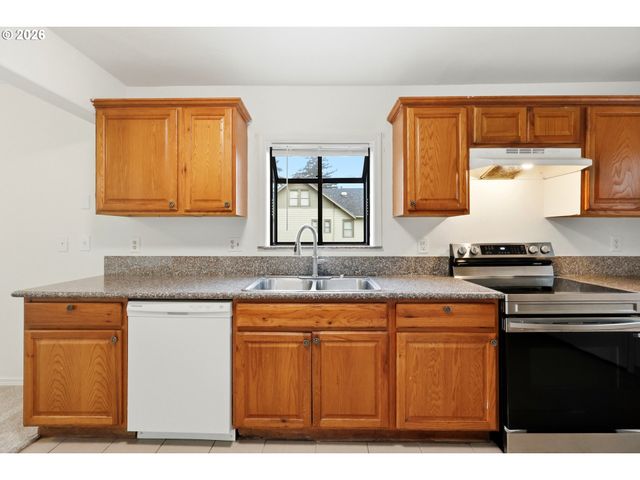 3206 Se 87TH Ave, Portland, OR 97266