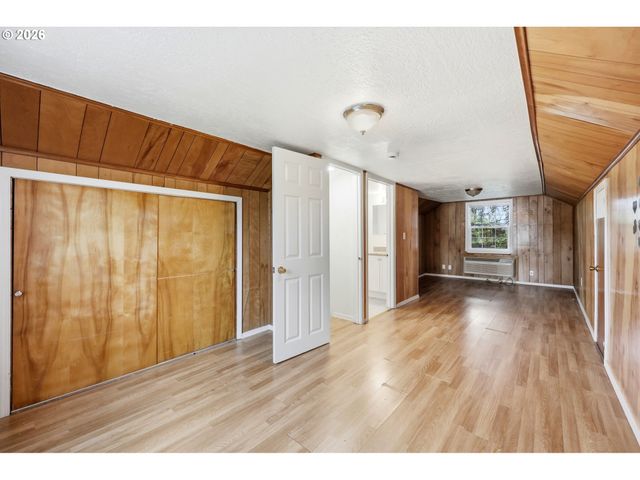 3206 Se 87TH Ave, Portland, OR 97266