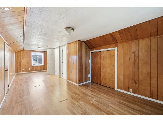 3206 Se 87TH Ave, Portland, OR 97266