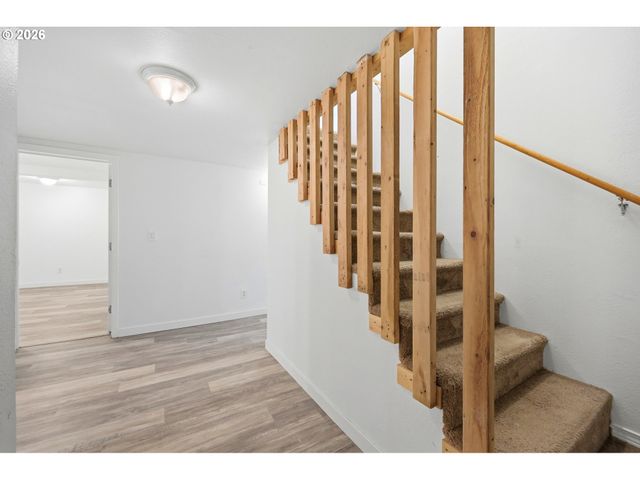 3206 Se 87TH Ave, Portland, OR 97266