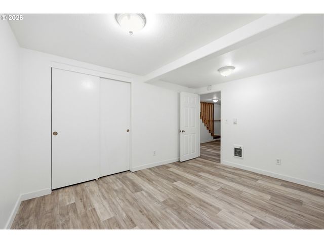 3206 Se 87TH Ave, Portland, OR 97266