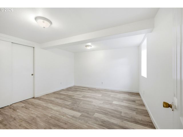 3206 Se 87TH Ave, Portland, OR 97266