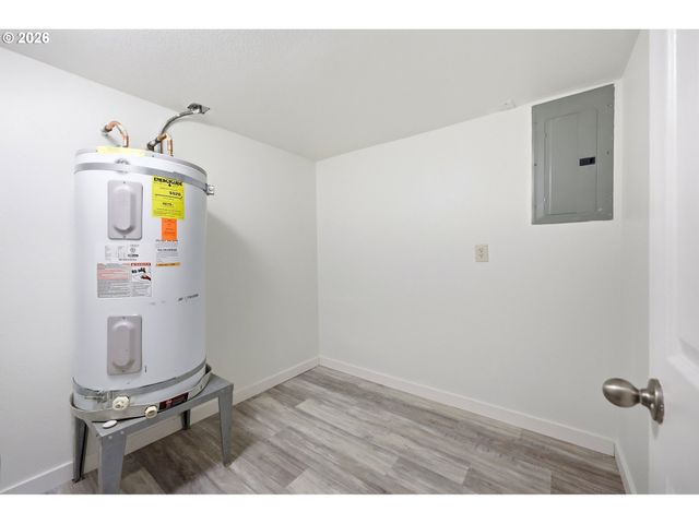 3206 Se 87TH Ave, Portland, OR 97266