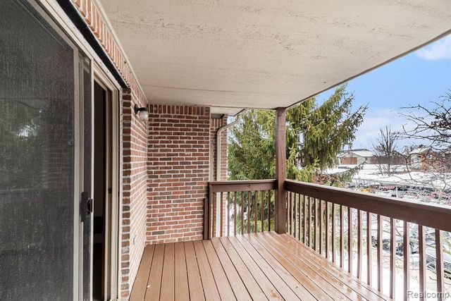 2536 Eagles Circle 8, Ypsilanti, MI 48197