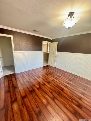 7906 Belmont Rdg, Selma, TX 78154