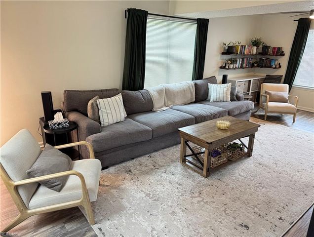 6210 Glenrose DR, Suffolk, VA 23435