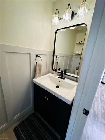 6210 Glenrose DR, Suffolk, VA 23435