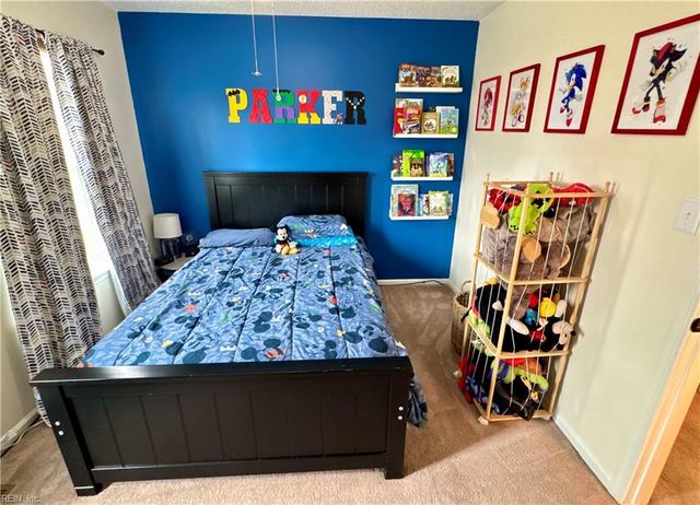 6210 Glenrose DR, Suffolk, VA 23435