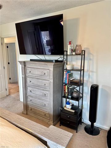 6210 Glenrose DR, Suffolk, VA 23435