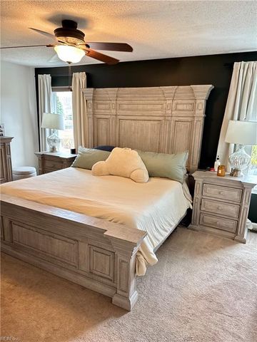 6210 Glenrose DR, Suffolk, VA 23435