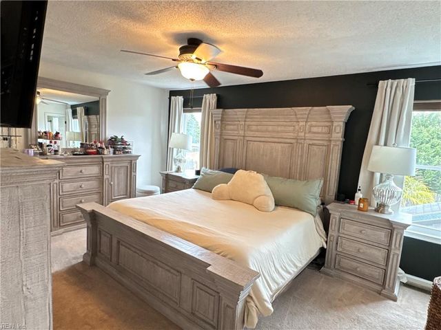 6210 Glenrose DR, Suffolk, VA 23435