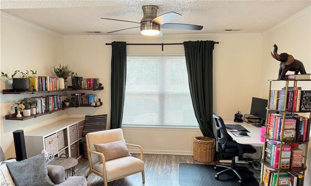 6210 Glenrose DR, Suffolk, VA 23435