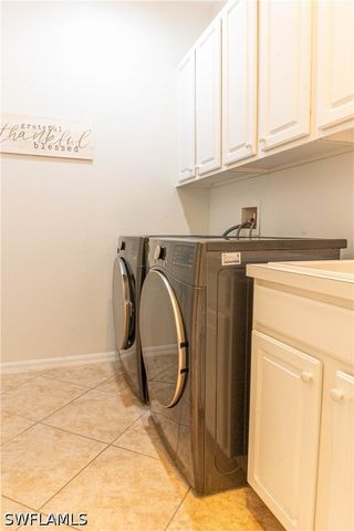 14059 Mirror CT, Naples, FL 34114