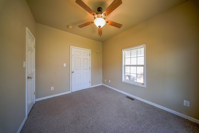 509 W 13th Ave, Winfield, KS 67156