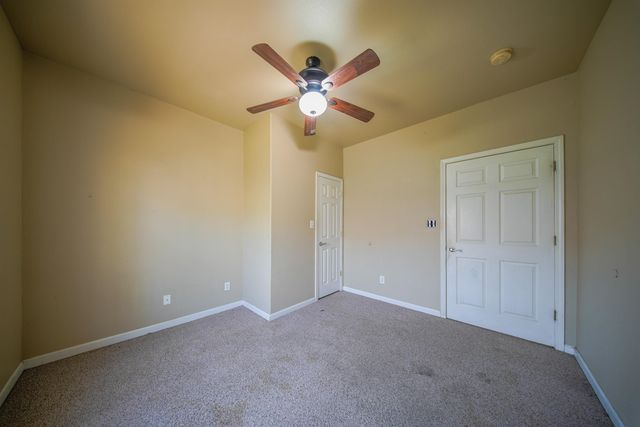 509 W 13th Ave, Winfield, KS 67156