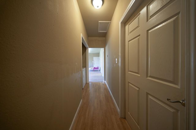 509 W 13th Ave, Winfield, KS 67156